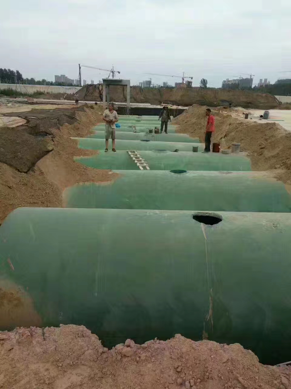 消防池、蓄水池、雨水收集池     萬(wàn)溢罐體應(yīng)用領(lǐng)域